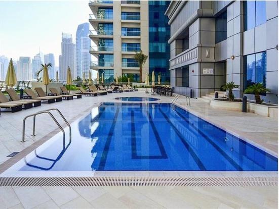 Charming 1 Bedroom Princess Tower Ahlan Holiday Homes Dubai Esterno foto